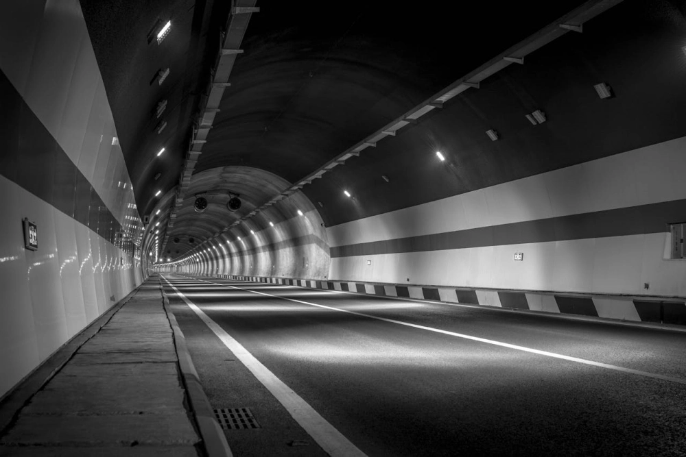 Dream of Tunnel-210008