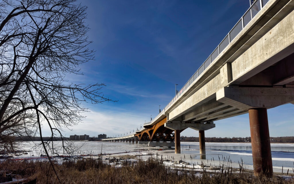 Dream of Crossing Bridge -1